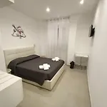 Salus Penzion Řím